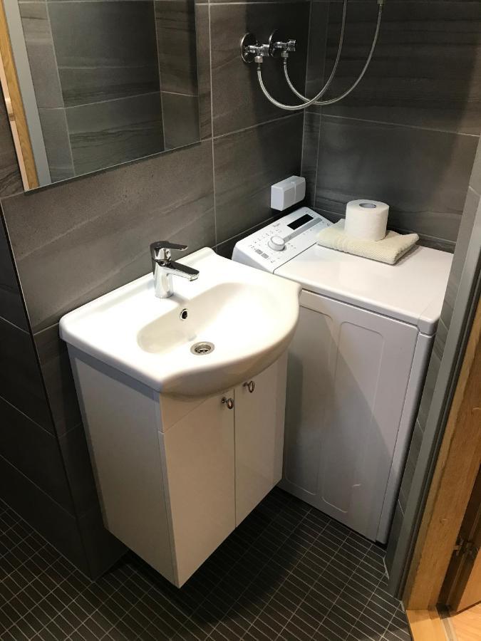 Jon'S 2 Apartments Parnu Ngoại thất bức ảnh