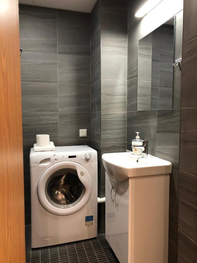 Jon'S 2 Apartments Parnu Ngoại thất bức ảnh