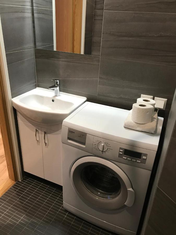 Jon'S 2 Apartments Parnu Ngoại thất bức ảnh