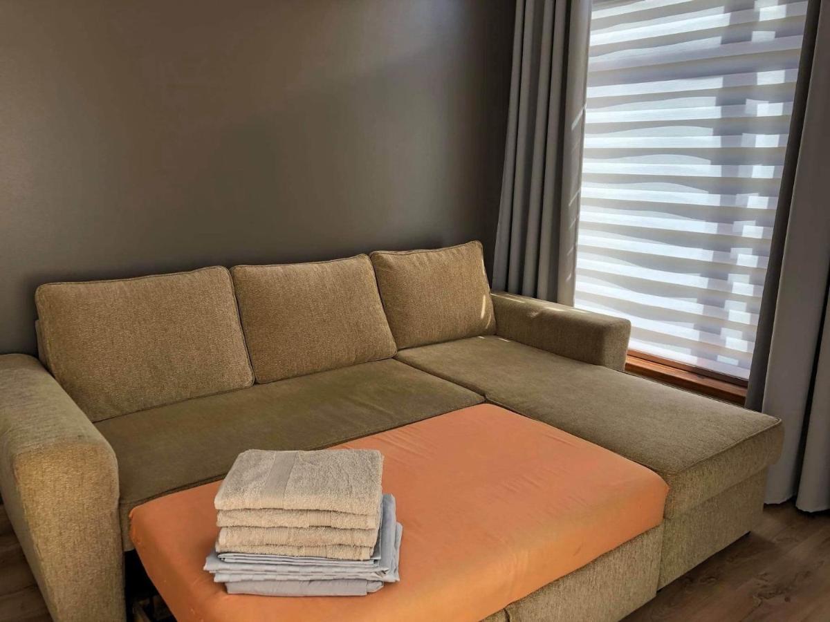 Jon'S 2 Apartments Parnu Ngoại thất bức ảnh