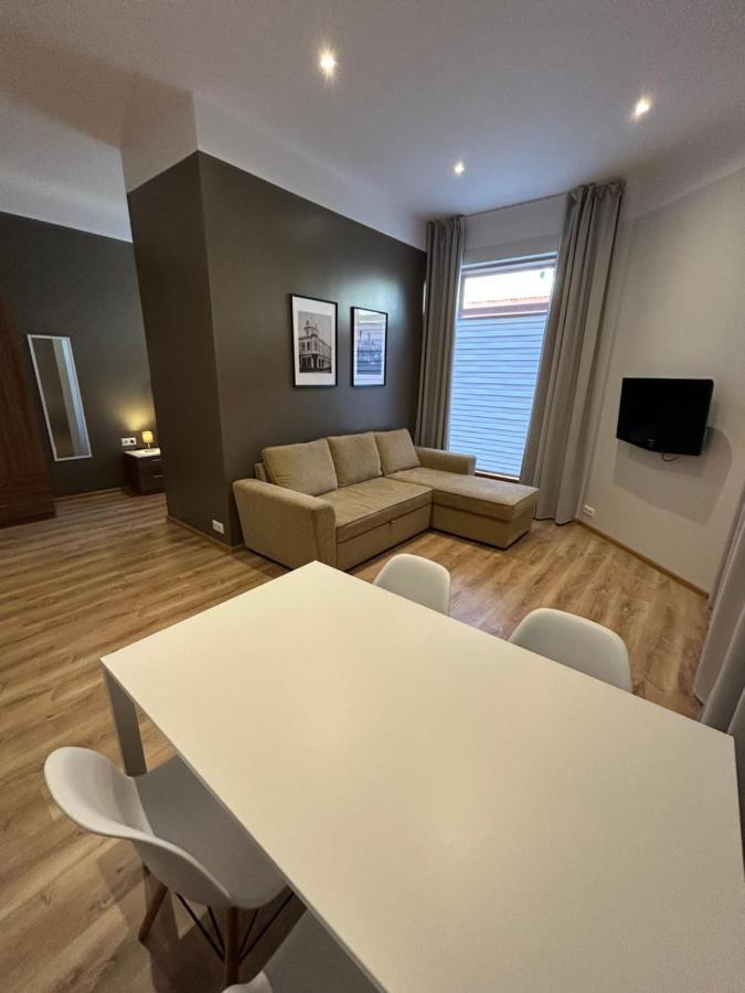 Jon'S 2 Apartments Parnu Ngoại thất bức ảnh
