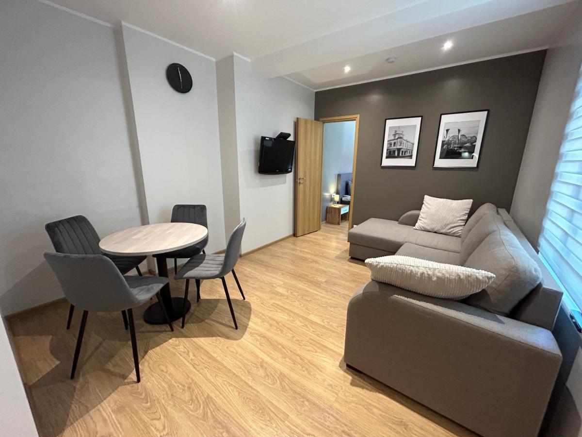 Jon'S 2 Apartments Parnu Ngoại thất bức ảnh