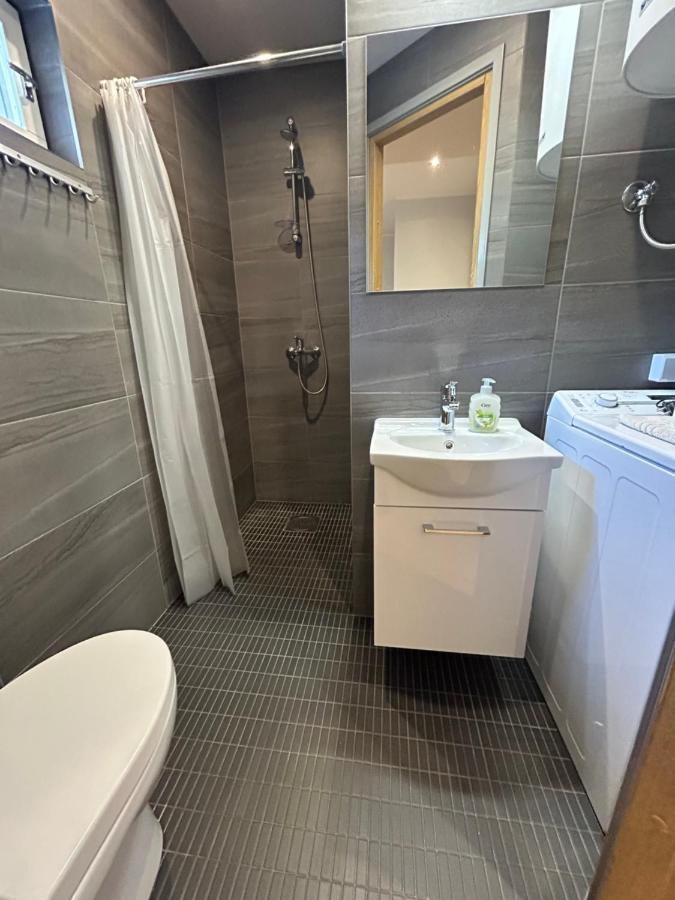 Jon'S 2 Apartments Parnu Ngoại thất bức ảnh