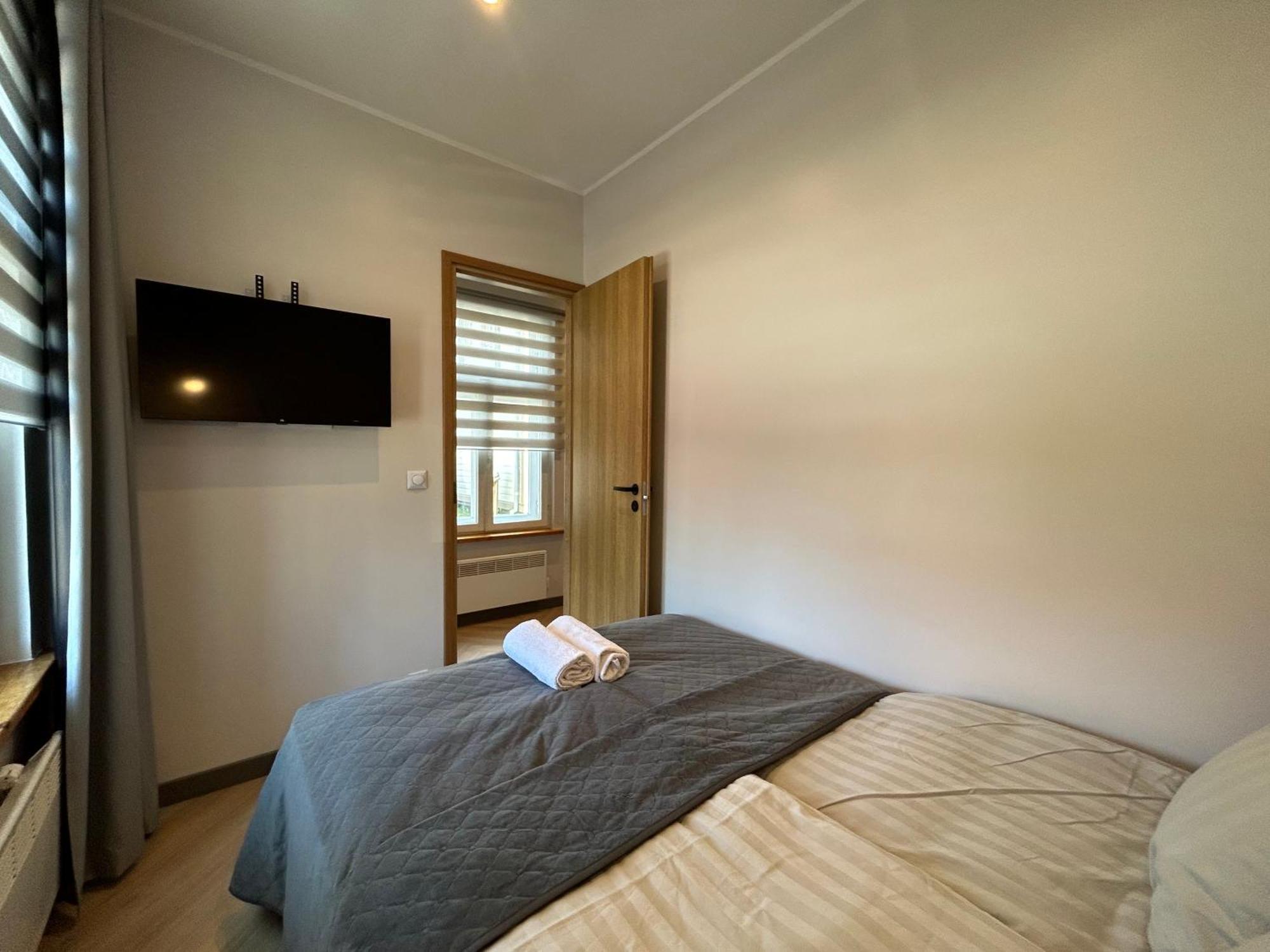 Jon'S 2 Apartments Parnu Ngoại thất bức ảnh