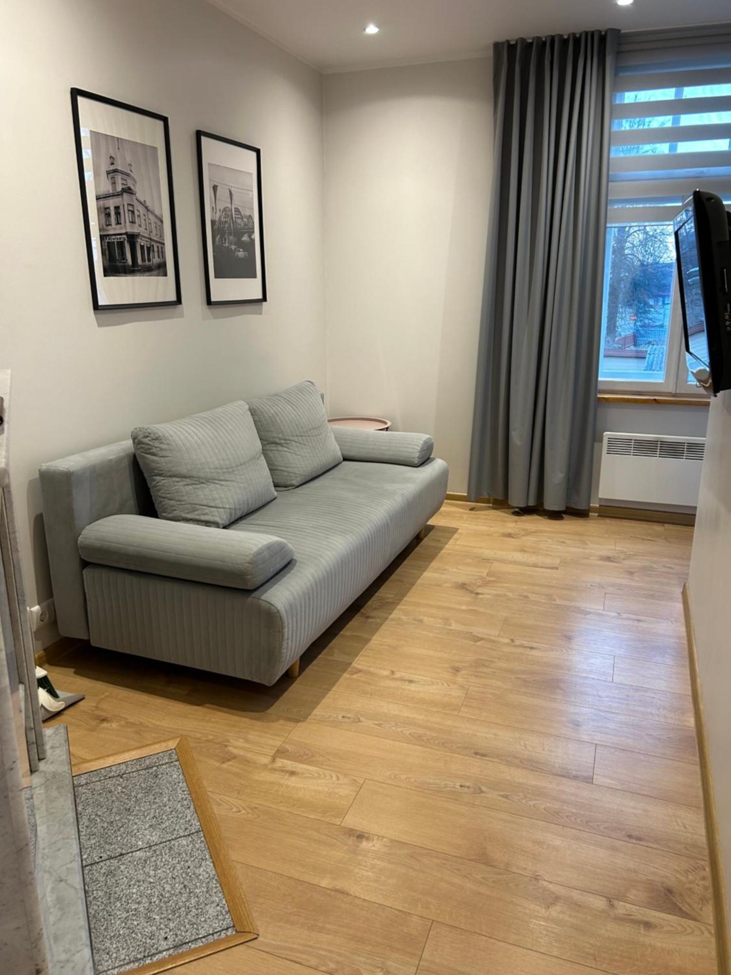 Jon'S 2 Apartments Parnu Ngoại thất bức ảnh